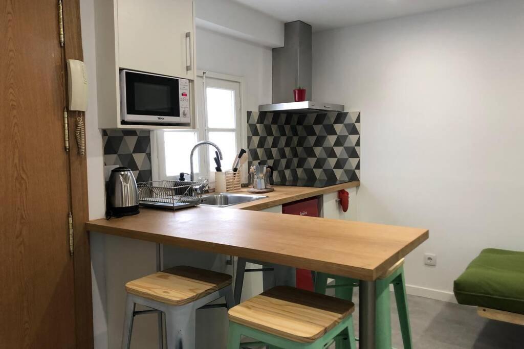 M3 Terrace. Cool Apartment 15 Min Center By Metro 에스풀루게스데로브레가트 외부 사진