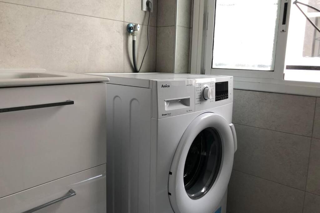 M3 Terrace. Cool Apartment 15 Min Center By Metro 에스풀루게스데로브레가트 외부 사진